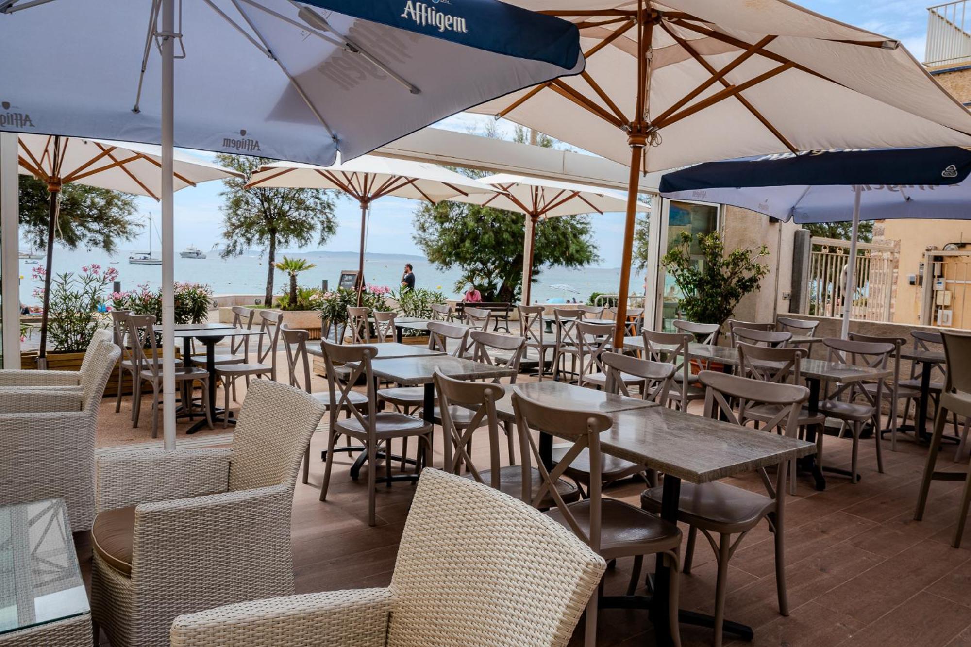 Hotel Beau Rivage Le Lavandou Exterior foto